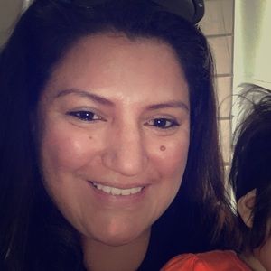 Meet your Posher, Cristina